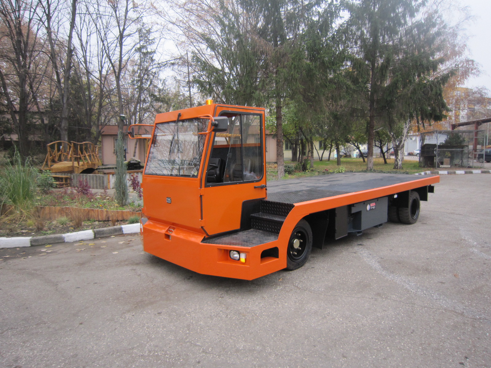 mcar_orandovy3